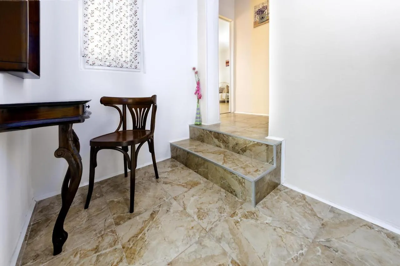Studio Sony Rovinj 0*,  Chorvatsko